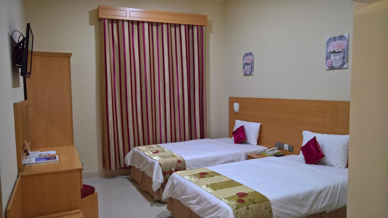 Al Salam Inn Hotel Suites Dubái Exterior foto